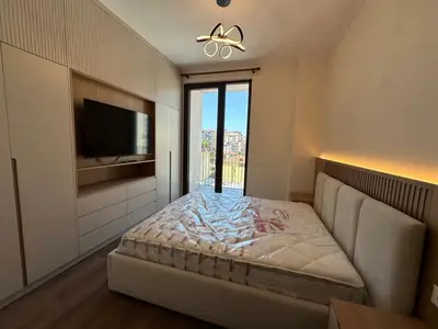 Appartamento 2+1 in affitto a Kompleksi Dinamo, Tirana, 103 m². Foto 8 di 10