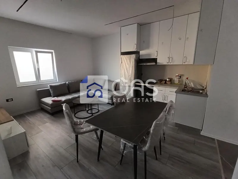 Apartment 2+1 for rent in Porcelan, Tirana, 90 m²