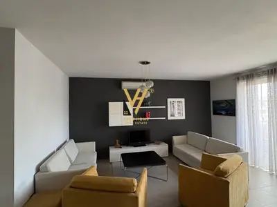 Apartment 2+1 for rent in Rruga Petro Nini Luarasi, Tirana, 78 m². Photo 1 of 6
