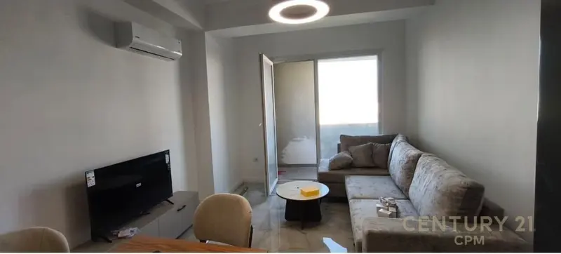 Apartament 1+1 me qera në Golden Park, Tiranë, 62 m²