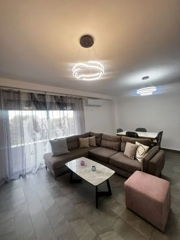 Apartament 1+1 me qera në Plazh, Durrës, 80 m²