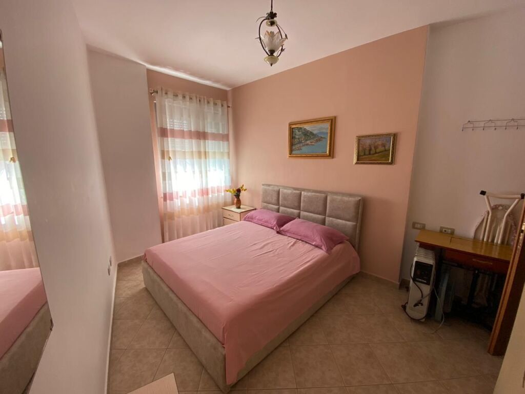 Apartament 2+1 me qera në Rruga Mine Peza, Tiranë, 85 m². Foto 2 nga 3