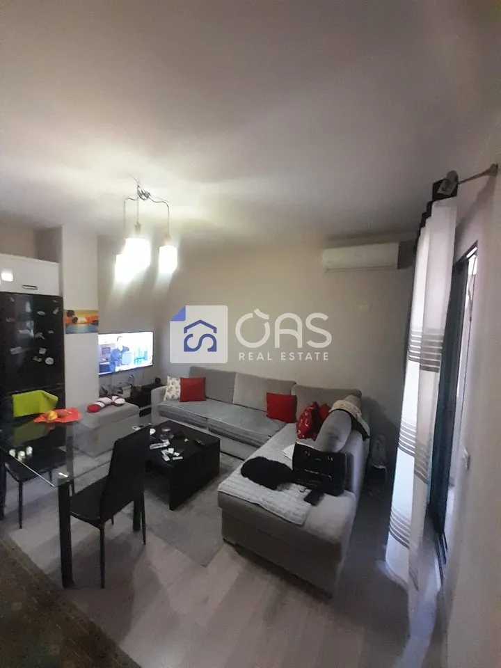 Apartament 1+1 me qera në Casa Italia, Tiranë, 70 m². Foto 1 nga 8