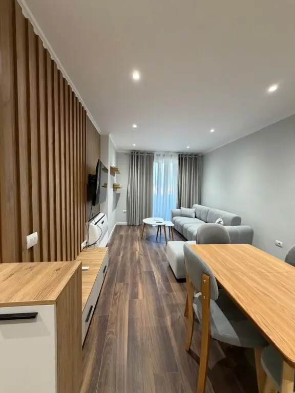Appartamento 1+1 in affitto a Golden Park, Tirana, 70 m²