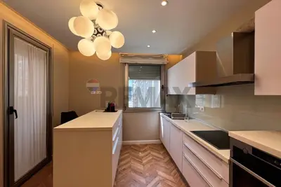 Apartament 3+1 me qera në Liqeni i Tiranës, Tiranë, 188 m². Foto 7 nga 12