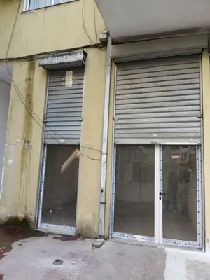 Dyqan me qera në Rruga Thoma Koxhaj, Tiranë, 30 m². Foto 2 nga 4