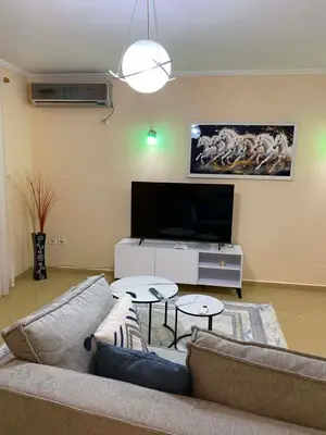 Appartamento 2+1 in affitto a Rruga Margarita Tutulani, Tirana, 115 m². Foto 3 di 3