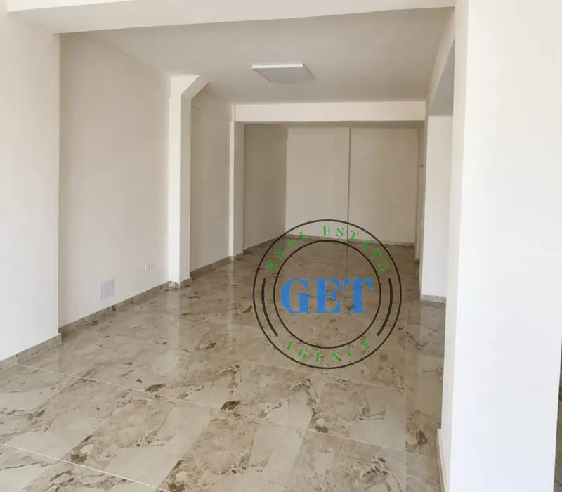 Shop for rent in Lagja nr.16, Durrës, 180 m²