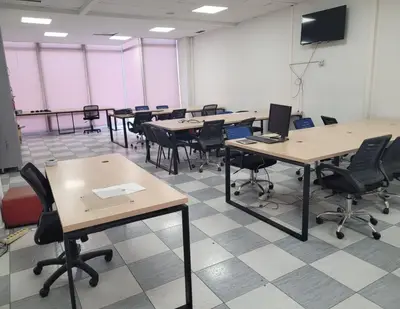 Ambient biznesi me qera në Myslym Shyri, Tiranë, 185 m². Foto 3 nga 11