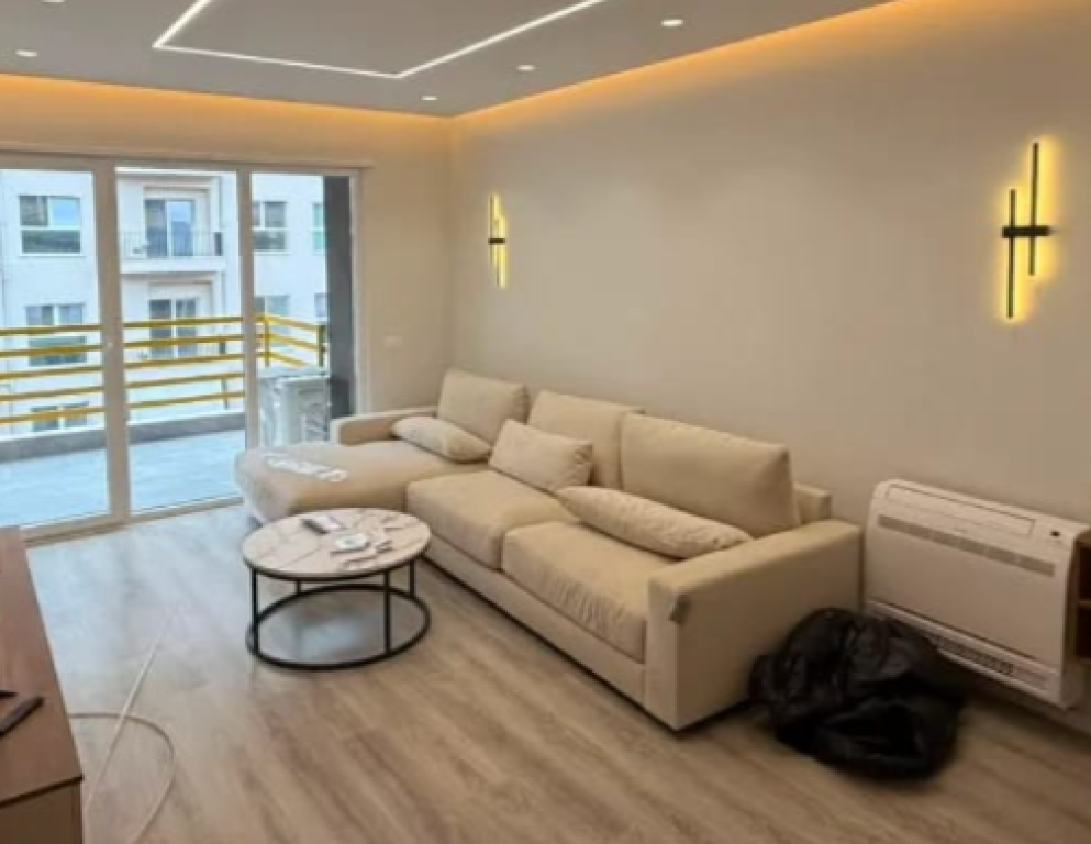 Apartment 1+1 for rent in Rruga Dritan Hoxha, Tirana, 78 m². Photo 1 of 3
