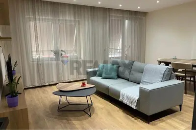 Apartment 1+1 for rent in Rruga Bardhok Biba, Tirana, 55 m². Photo 2 of 8