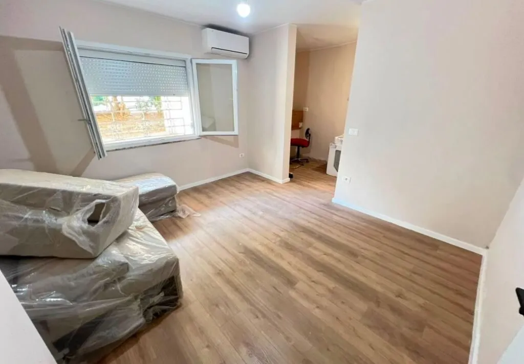 Apartament 1+1 me qera në Shkolla e Baletit, Tiranë, 55 m². Foto 1 nga 3