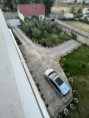 Vilë me qera në Mjull Bathore, Tiranë, 500 m². Foto 8 nga 10