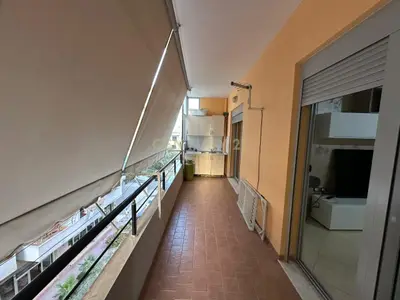 Apartament 2+1 me qera në Shkolla e Muzikes, Vlorë, 105 m². Foto 10 nga 11