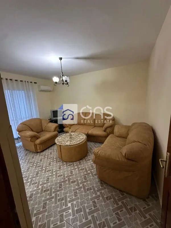 Appartamento 3+1 in affitto a Bulevardi Zogu I, Tirana, 95 m²