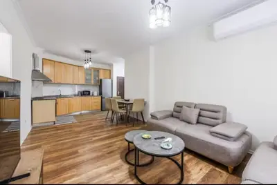 Apartament 2+1 me qera në Qendër, Durrës, 80 m². Foto 2 nga 9