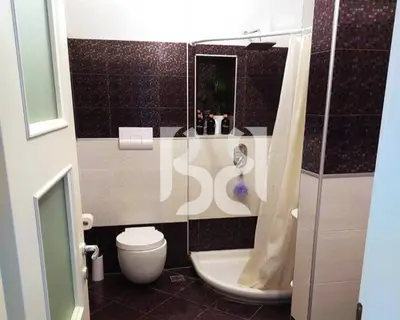 Apartament 1+1 me qera në Kompleksi Daimond Hill, Vlorë, 67 m². Foto 6 nga 6
