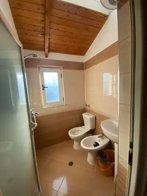 Shtëpi private 2+1 me qera në Auto Servis Adi, Durrës, 90 m². Foto 7 nga 7