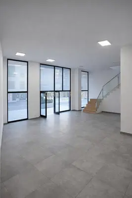 Commercial space for rent in Don Bosko, Tirana, 287 m². Photo 1 of 2