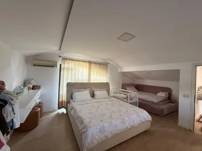 Villa in affitto a Kthesa e Kamzës, Tirana, 700 m². Foto 8 di 12