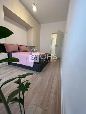 Apartment 1+1 for rent in 21 Dhjetori, Tirana, 60 m². Photo 2 of 6