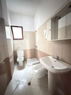 Shtëpi private 1+1 me qera në Tregu Industrial, Durrës, 100 m². Foto 5 nga 6