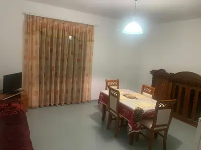 Apartament 2+1 me qera në Rruga Bardhyl Shehu, Durrës, 126 m². Foto 1 nga 6