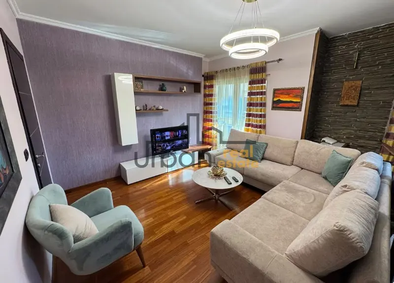 Apartament 2+1 me qera në Stadiumi Arena, Tiranë, 96 m²