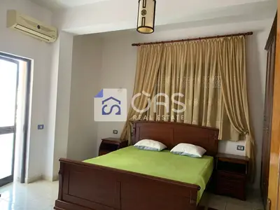 Apartament 3+1 me qera në Kodra e Priftit, Tiranë, 150 m². Foto 3 nga 10