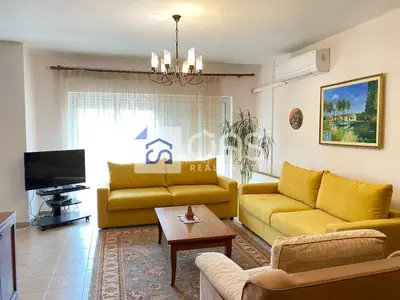 Dupleks 3+1 me qera në Rruga e Elbasanit, Tiranë, 140 m². Foto 2 nga 12