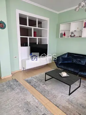 Apartament 2+1 me qera në Rruga Petro Nini Luarasi, Tiranë, 100 m². Foto 2 nga 12
