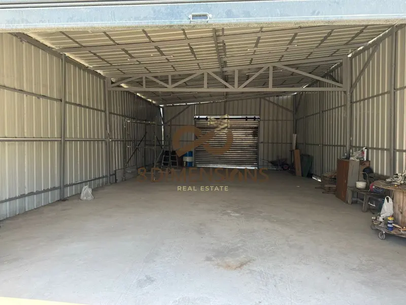Magazinë me qera në Laknas, Kamëz, 140 m²