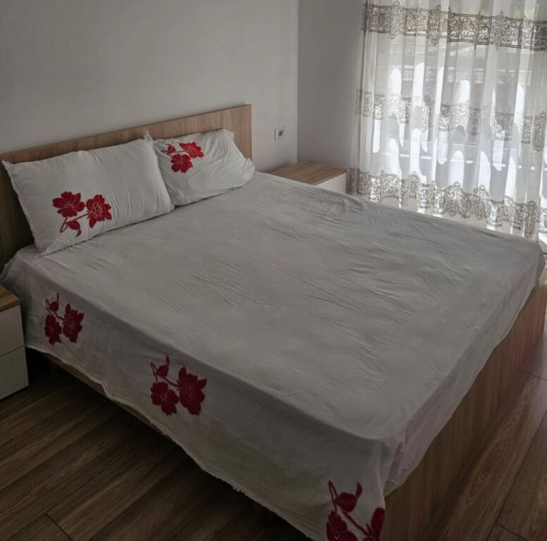 Appartamento 2+1 in affitto ad Ali Demi, Tirana, 95 m². Foto 2 di 3