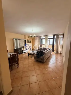 Apartment 2+1 for rent in Globe, Tirana, 120 m². Photo 2 of 3