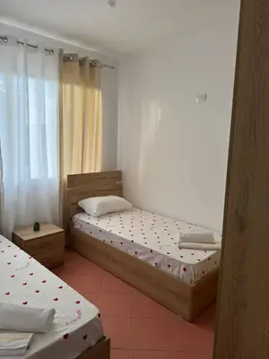 Apartament 2+1 me qera në Plazh, Durrës, 78 m². Foto 5 nga 8