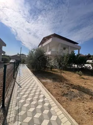 Vilë me qera në Shkozet, Durrës, 95 m². Foto 1 nga 5