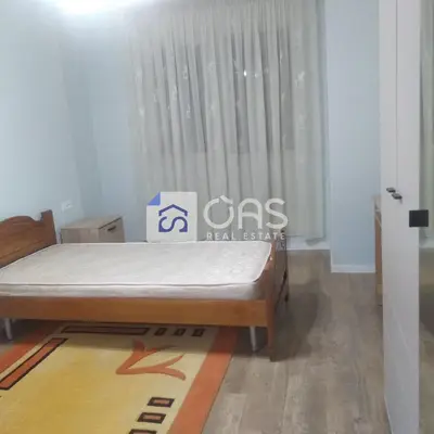 Apartament 1+1 me qera në Laprakë, Tiranë, 80 m². Foto 3 nga 6