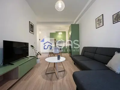 Apartment 1+1 for rent in 21 Dhjetori, Tirana, 60 m². Photo 4 of 6