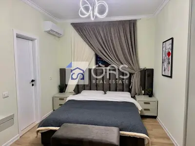 Apartament 3+1 me qera në Blloku, Tiranë, 92 m². Foto 3 nga 7