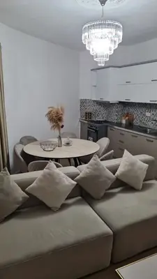 Appartamento 2+1 in affitto a Sheshi Pranvera, Durazzo, 100 m². Foto 3 di 12