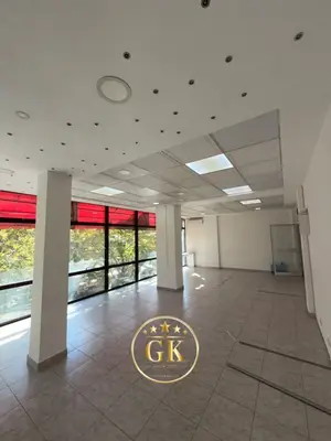 Locale commerciale in affitto a Rruga Mozaikeve, Durazzo, 60 m². Foto 5 di 8