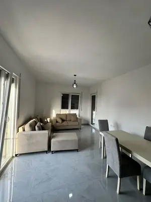 Appartamento 2+1 in affitto a Bashkia, Kamza, 113 m². Foto 8 di 9