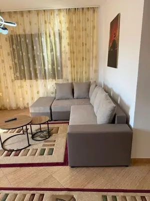 Villa 3+1 in affitto a Rruga Besa, Tirana, 120 m². Foto 2 di 10