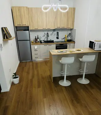 Apartament 1+1 me qera në Rruga e Kavajës, Tiranë, 80 m². Foto 4 nga 8