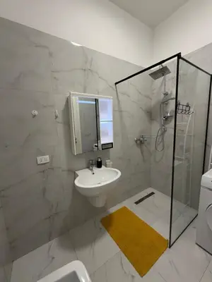 Apartment 2+1 for rent in Kompleksi Delijorgji, Tirana, 110 m². Photo 8 of 8