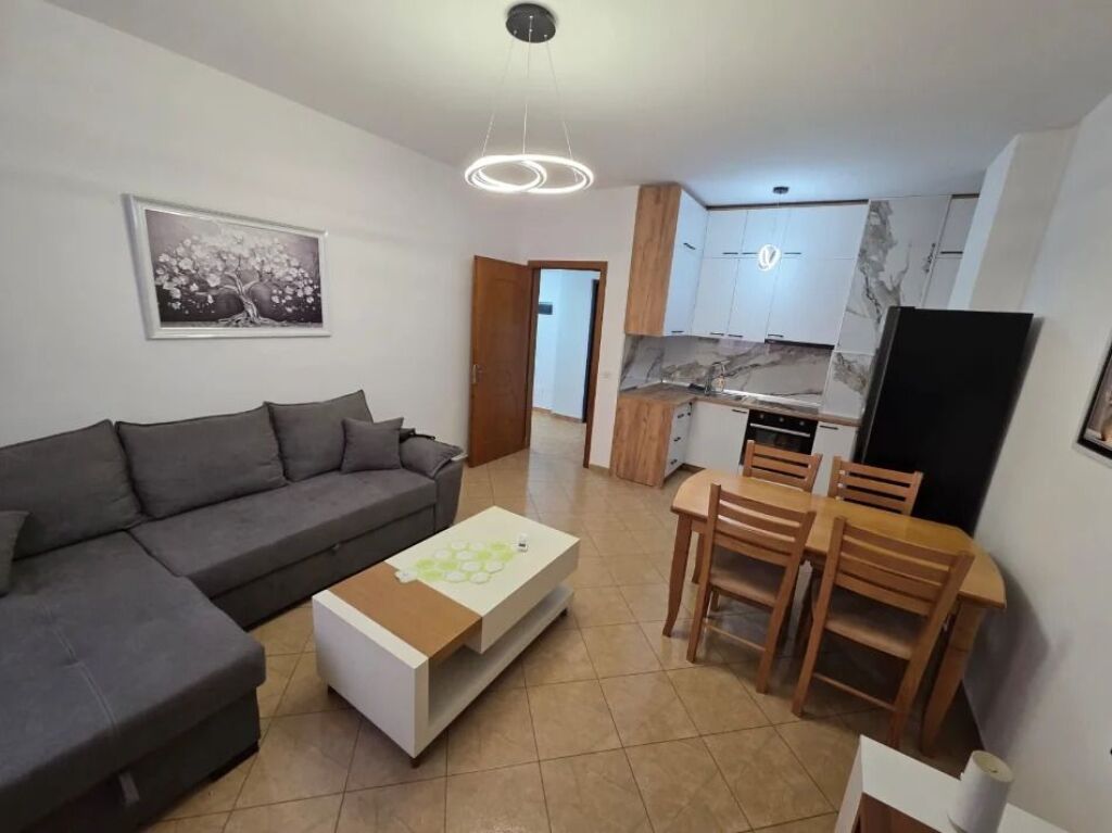 Appartamento 1+1 in affitto a Rruga 5 Maji, Tirana, 66 m². Foto 2 di 3