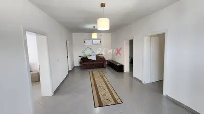 Casa indipendente 2+1 in affitto a Muzeu i Dëshmorëve, Durazzo, 150 m². Foto 5 di 12