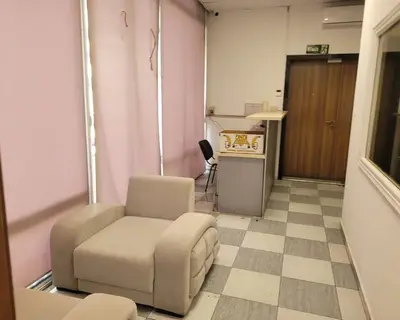 Ambient biznesi me qera në Myslym Shyri, Tiranë, 185 m². Foto 9 nga 11
