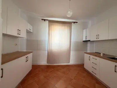 Shtëpi private 2+1 me qera në Kryqi i Kuq, Durrës, 80 m². Foto 5 nga 12