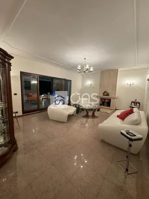 Appartamento 3+1 in affitto a Rruga e Elbasanit, Tirana, 202 m². Foto 9 di 12
